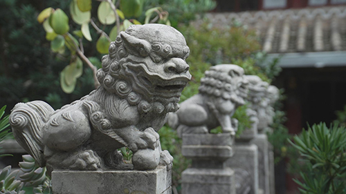 青石雕狮魂匠心守文脉.jpg